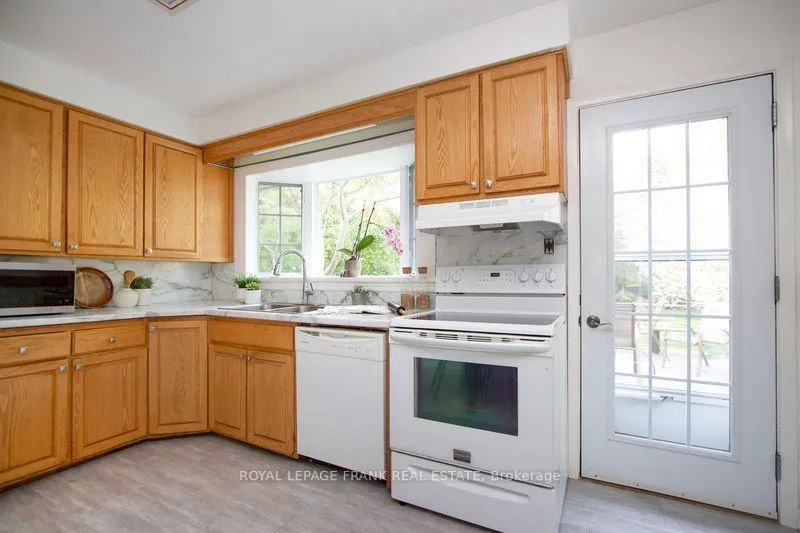 Photo 14 of 5 Acadia Drive, Cobourg — HOMEH