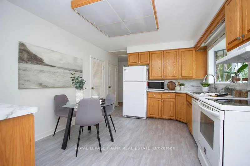 Photo 15 of 5 Acadia Drive, Cobourg — HOMEH