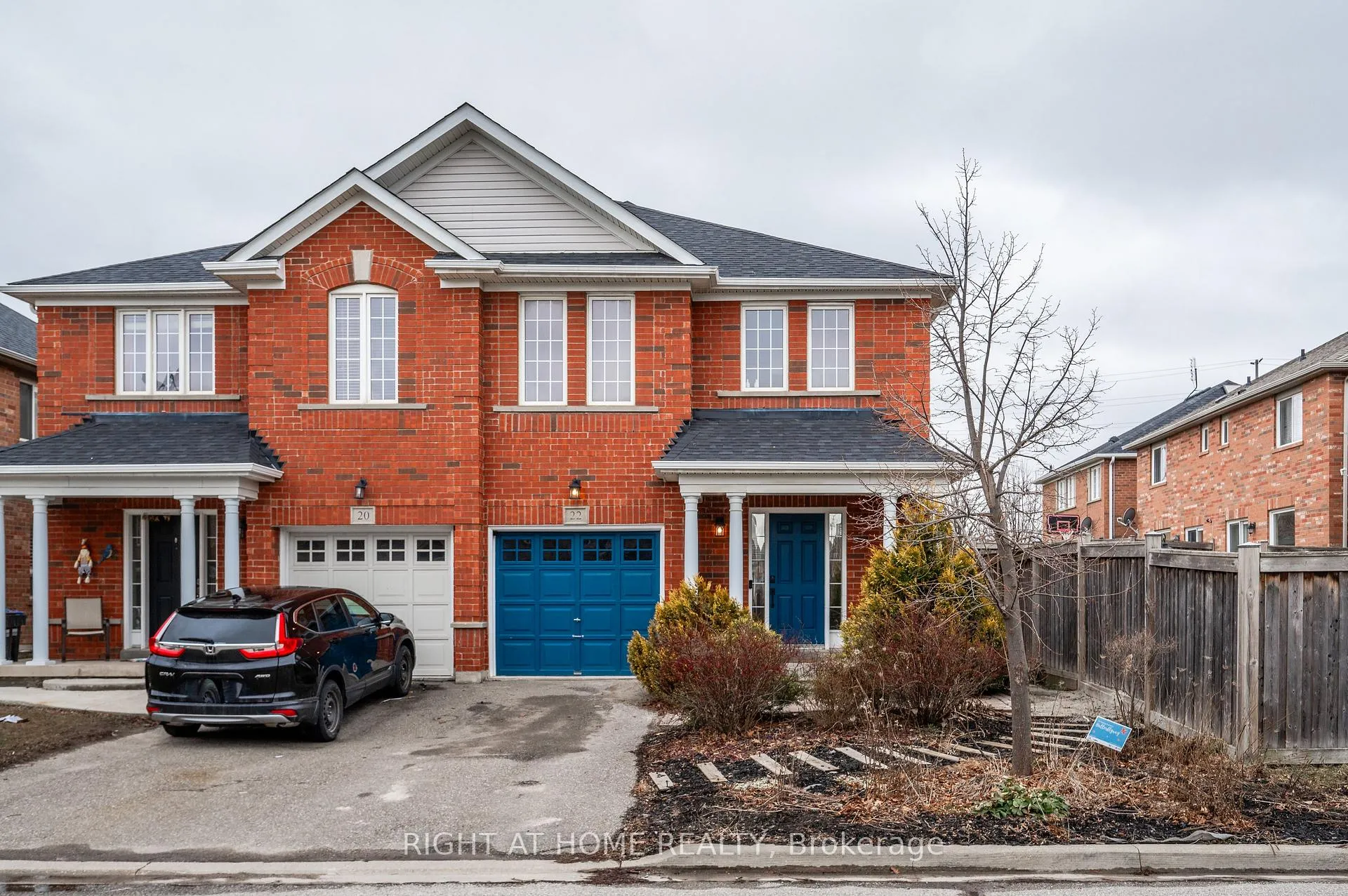 Photo 2 of 22 Albery Road, Brampton, Fletcher's Meadow — HOMEH