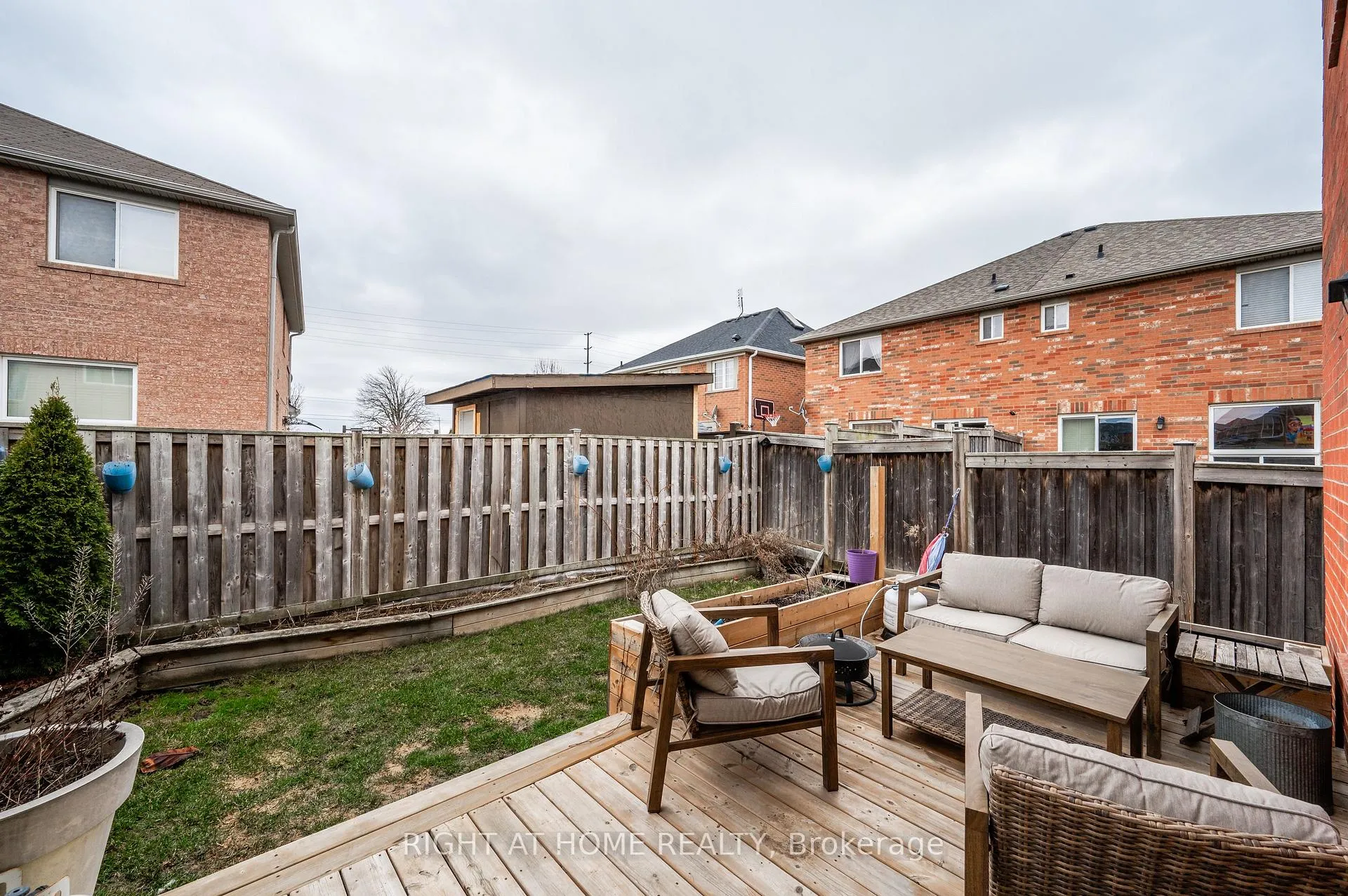 Photo 4 of 22 Albery Road, Brampton, Fletcher's Meadow — HOMEH