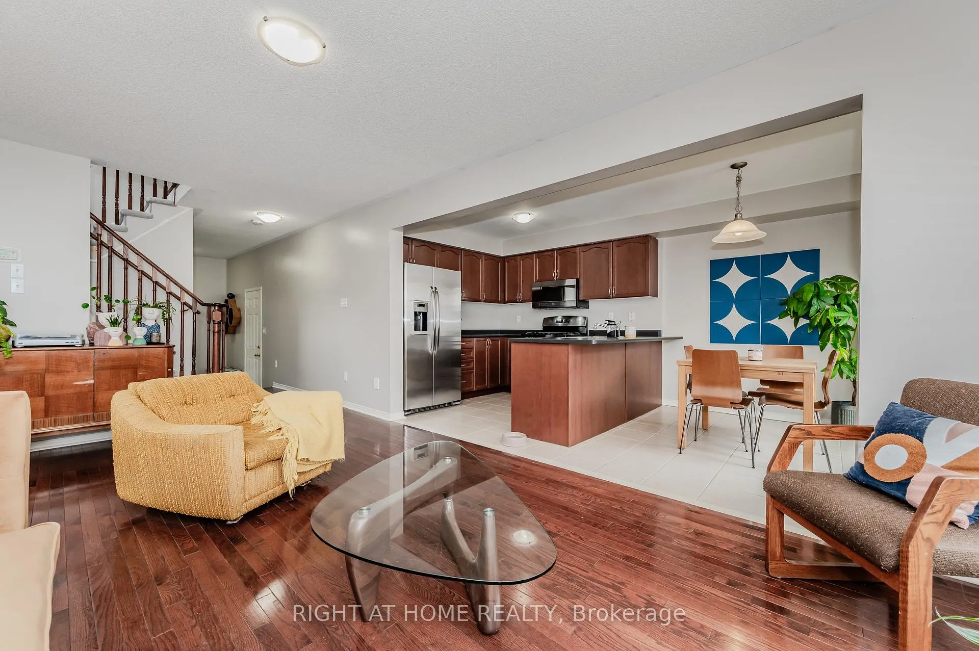 Photo 7 of 22 Albery Road, Brampton, Fletcher's Meadow — HOMEH