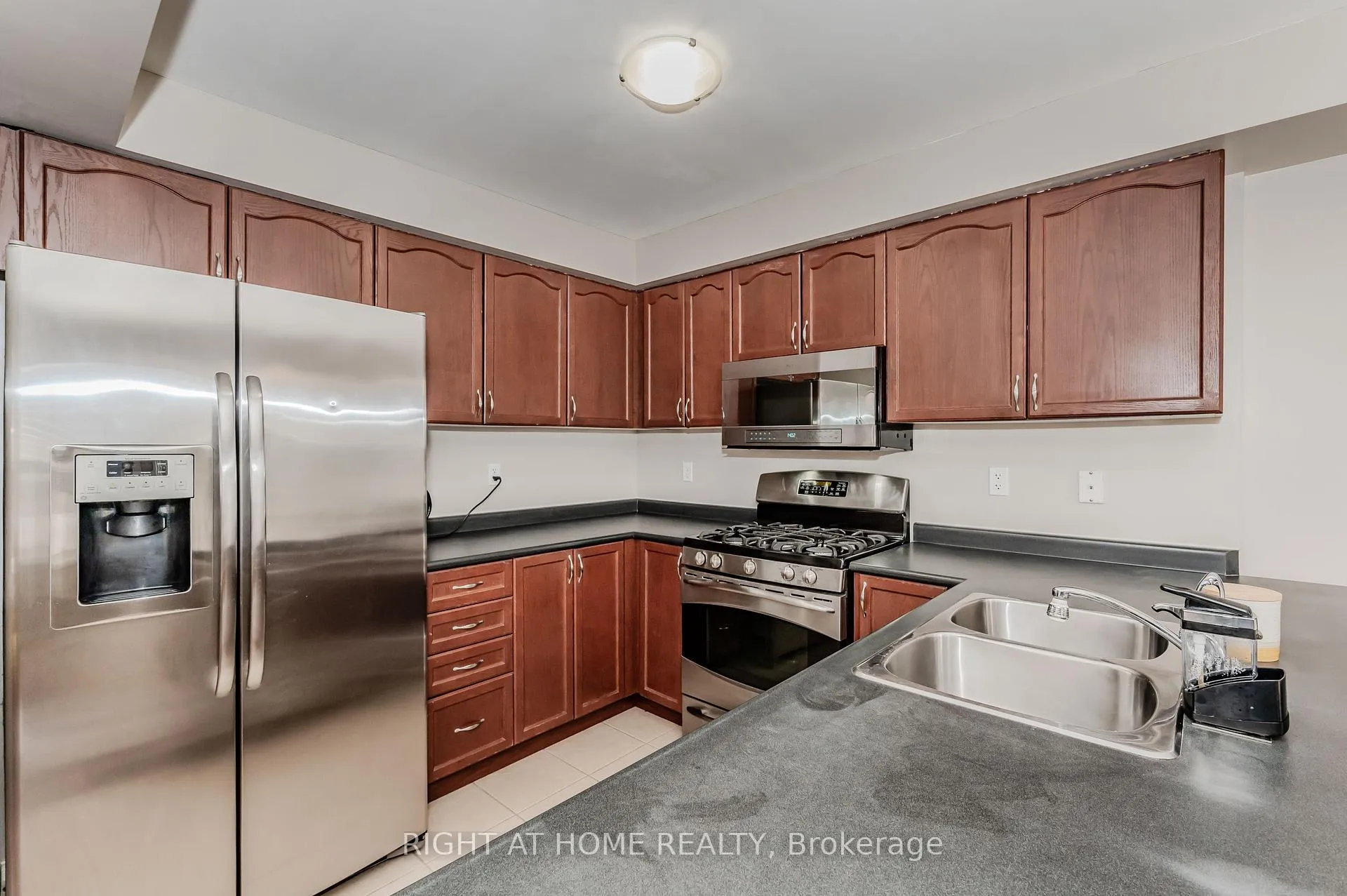 Photo 9 of 22 Albery Road, Brampton, Fletcher's Meadow — HOMEH
