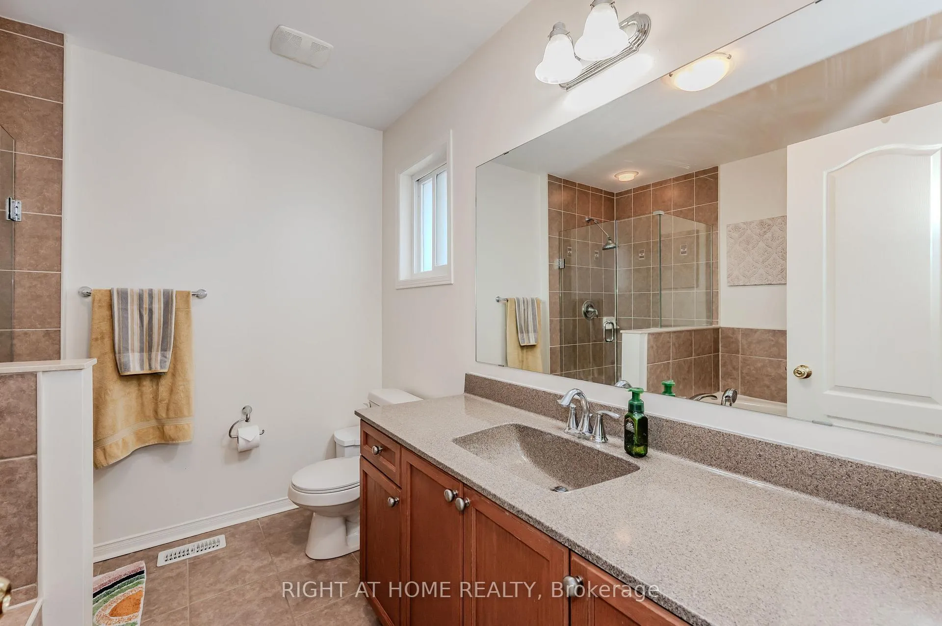 Photo 16 of 22 Albery Road, Brampton, Fletcher's Meadow — HOMEH