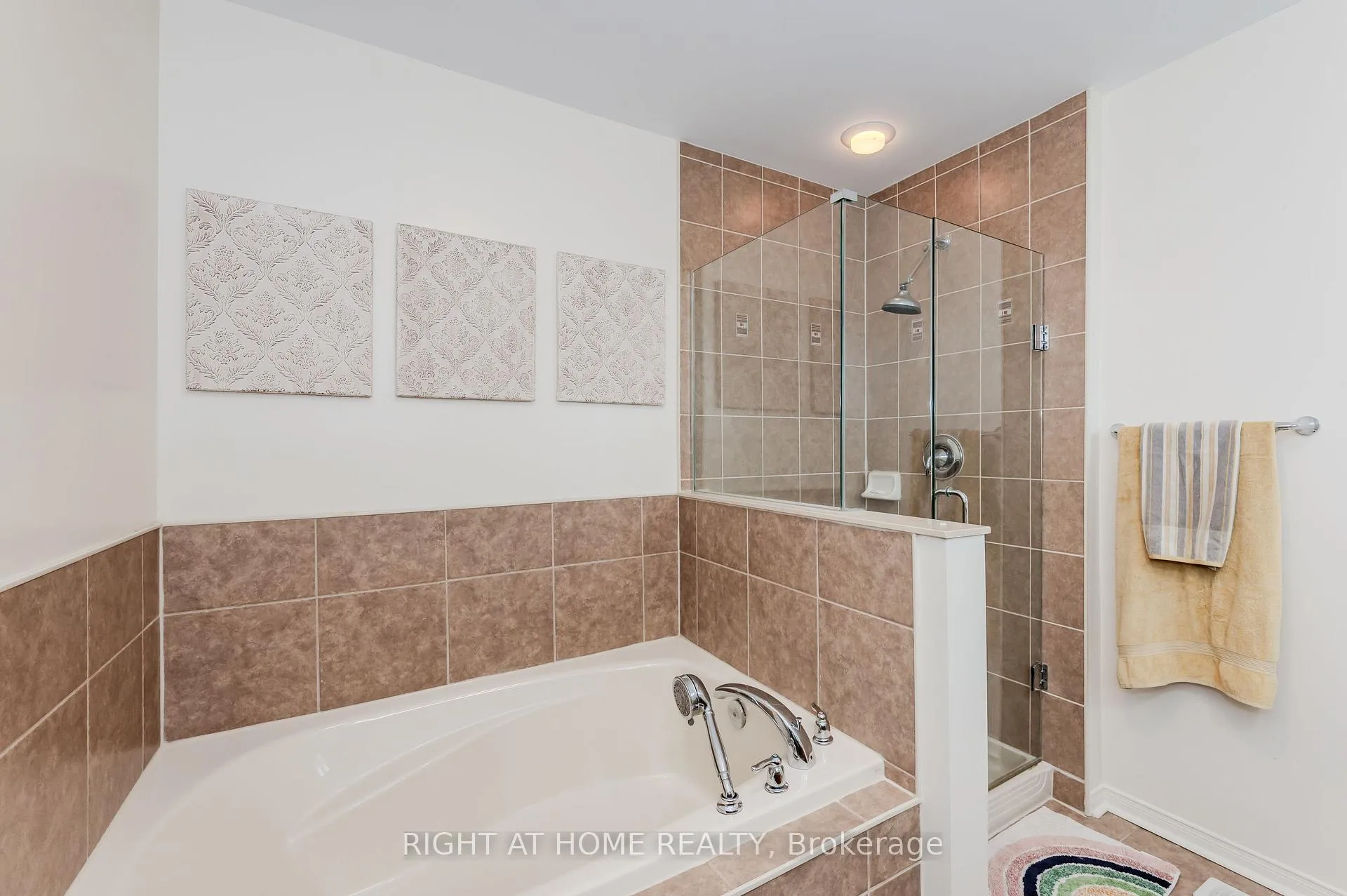 Photo 17 of 22 Albery Road, Brampton, Fletcher's Meadow — HOMEH