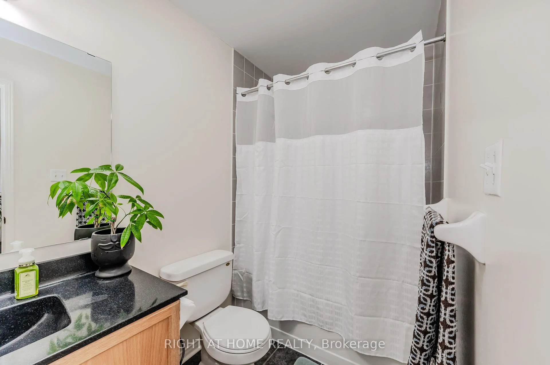 Photo 23 of 22 Albery Road, Brampton, Fletcher's Meadow — HOMEH