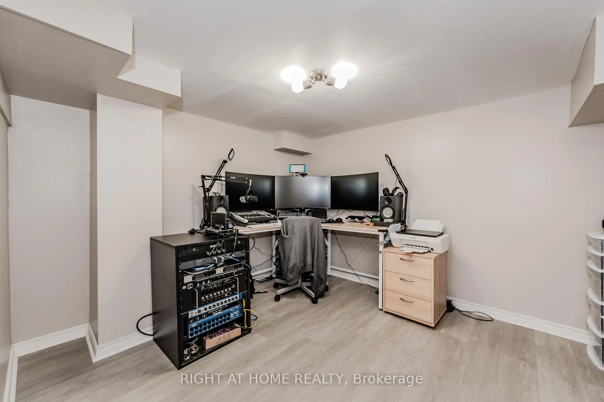 Photo 26 of 22 Albery Road, Brampton, Fletcher's Meadow — HOMEH