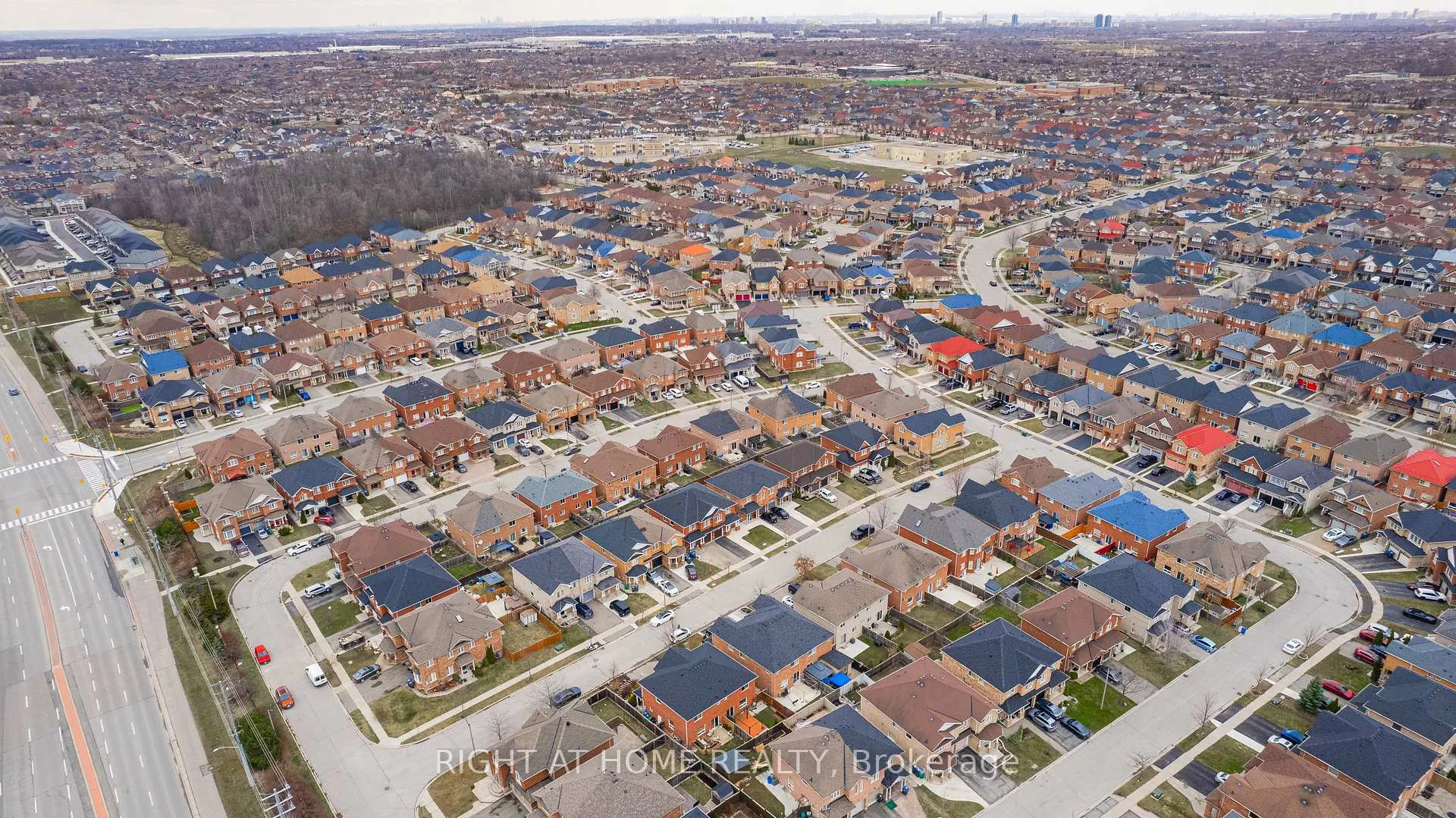 Photo 31 of 22 Albery Road, Brampton, Fletcher's Meadow — HOMEH