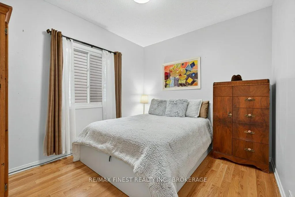 Photo 21 of 478 Weston Crescent, Kingston, East Gardiners Rd — HOMEH