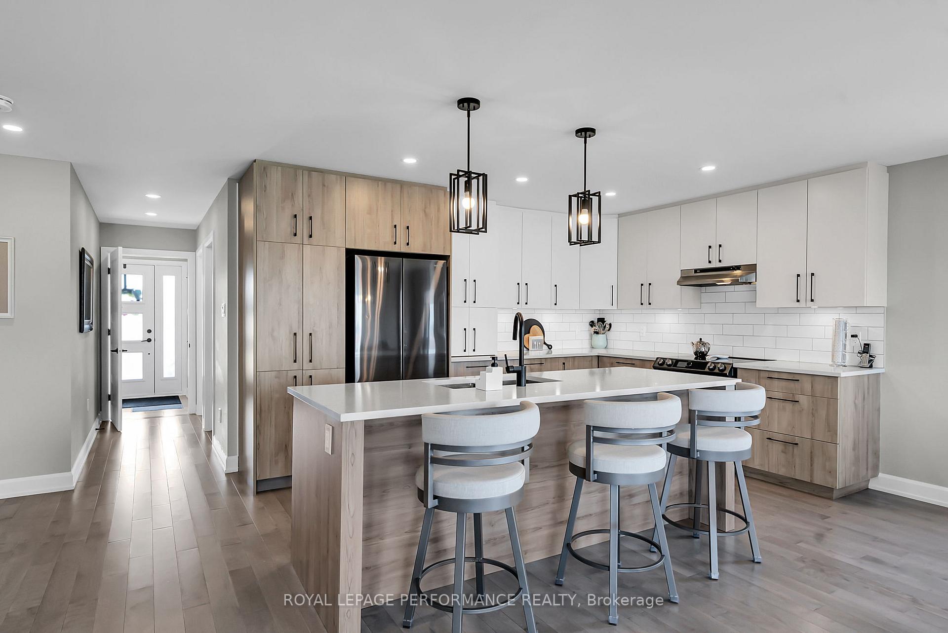 Photo 9 of 2301 Crewson Court, Cornwall — HOMEH