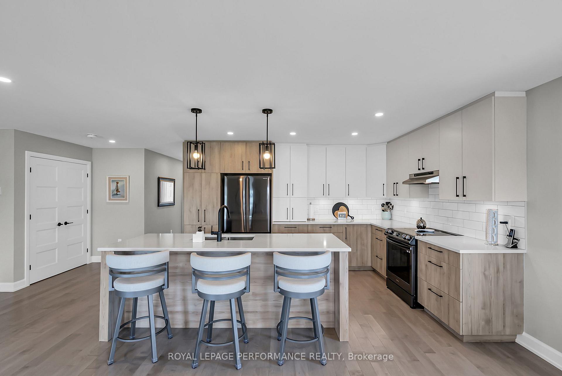Photo 10 of 2301 Crewson Court, Cornwall — HOMEH