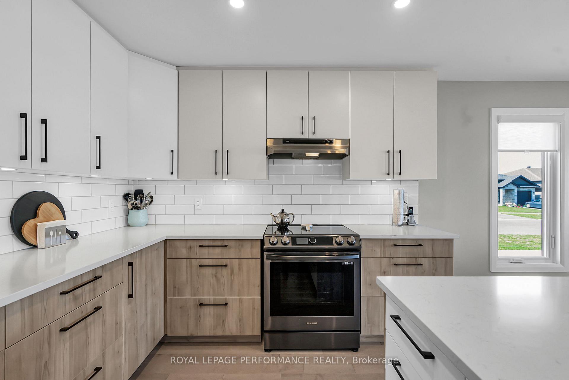 Photo 11 of 2301 Crewson Court, Cornwall — HOMEH