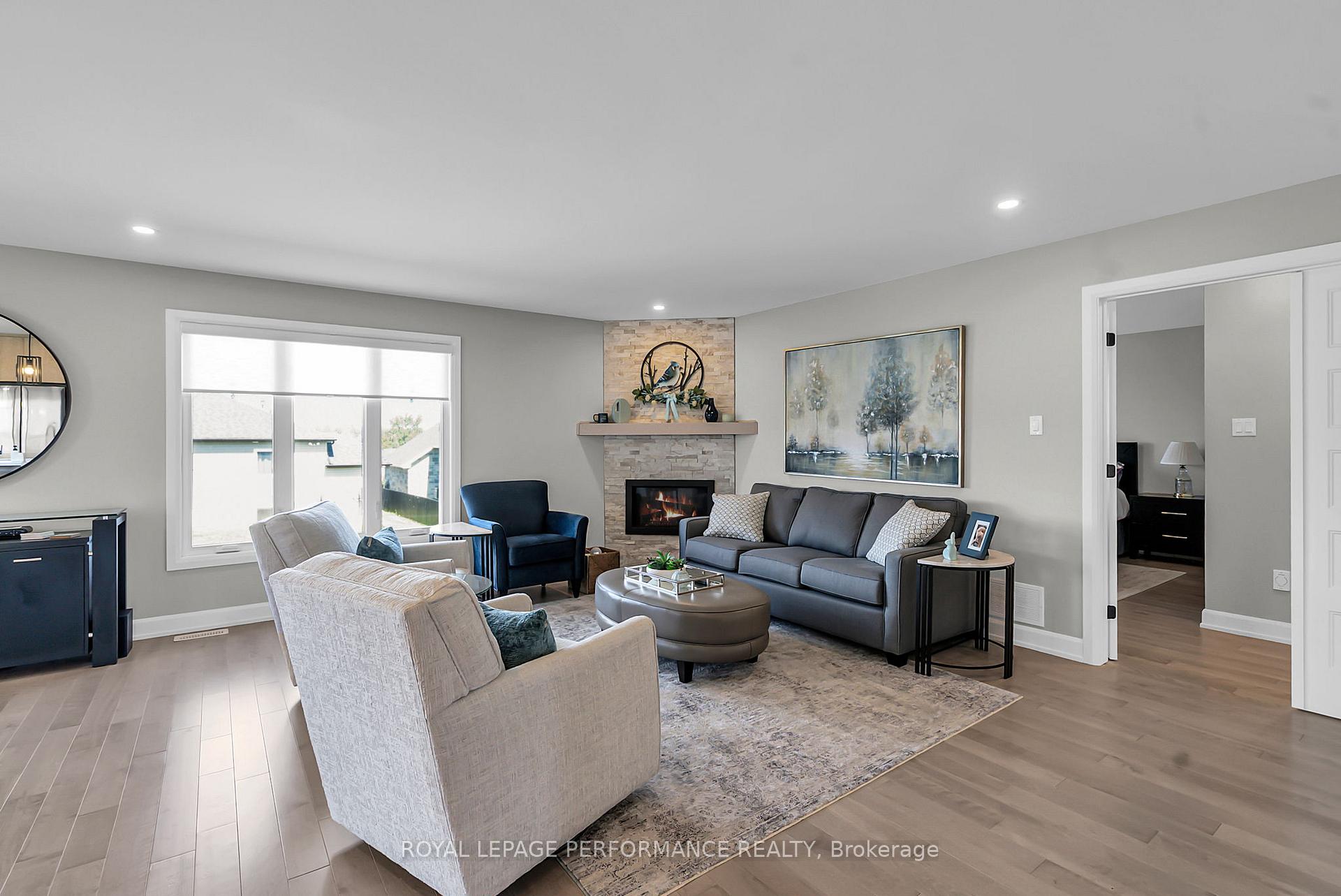Photo 16 of 2301 Crewson Court, Cornwall — HOMEH