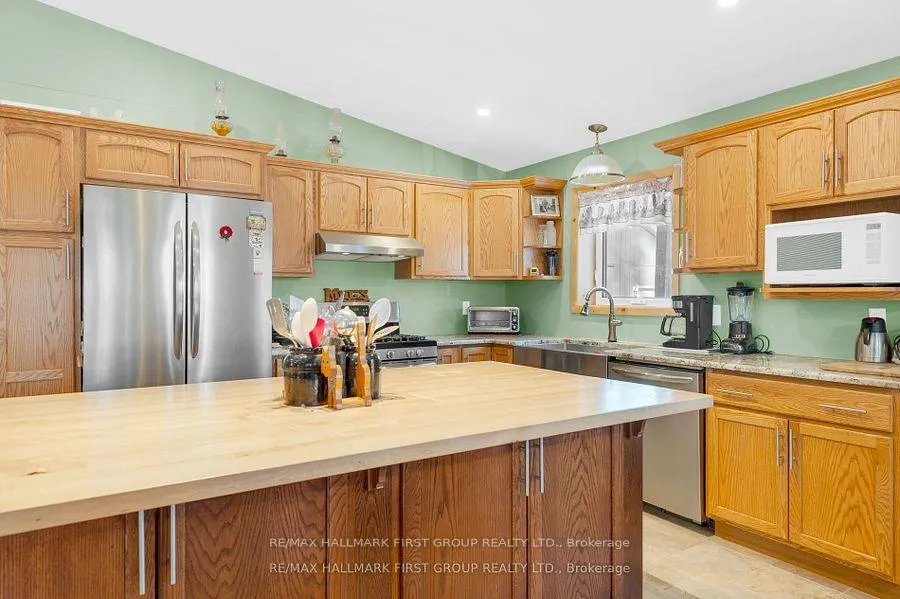 Photo 16 of 112 Moores Road, Tweed, Elzevir (Twp) — HOMEH