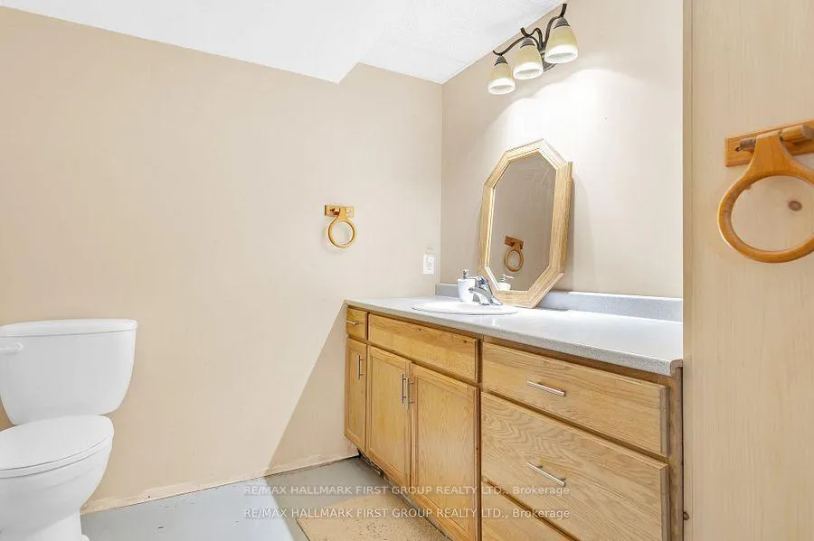 Photo 29 of 112 Moores Road, Tweed, Elzevir (Twp) — HOMEH
