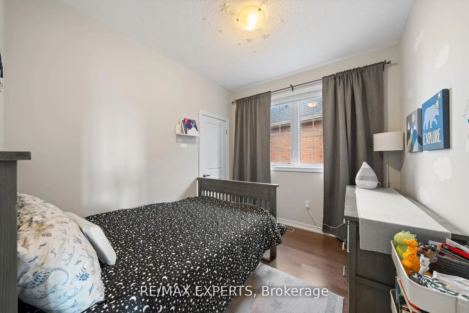 Photo 25 of 198 Moody Drive, Vaughan, Kleinburg — HOMEH