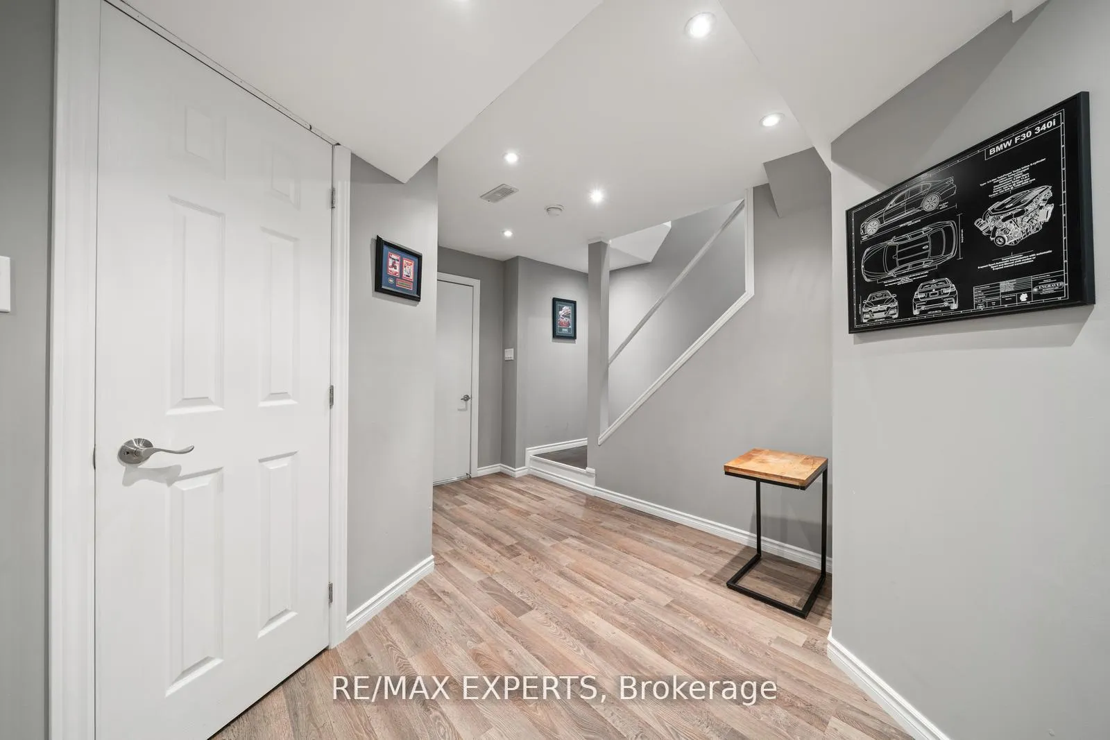 Photo 28 of 198 Moody Drive, Vaughan, Kleinburg — HOMEH