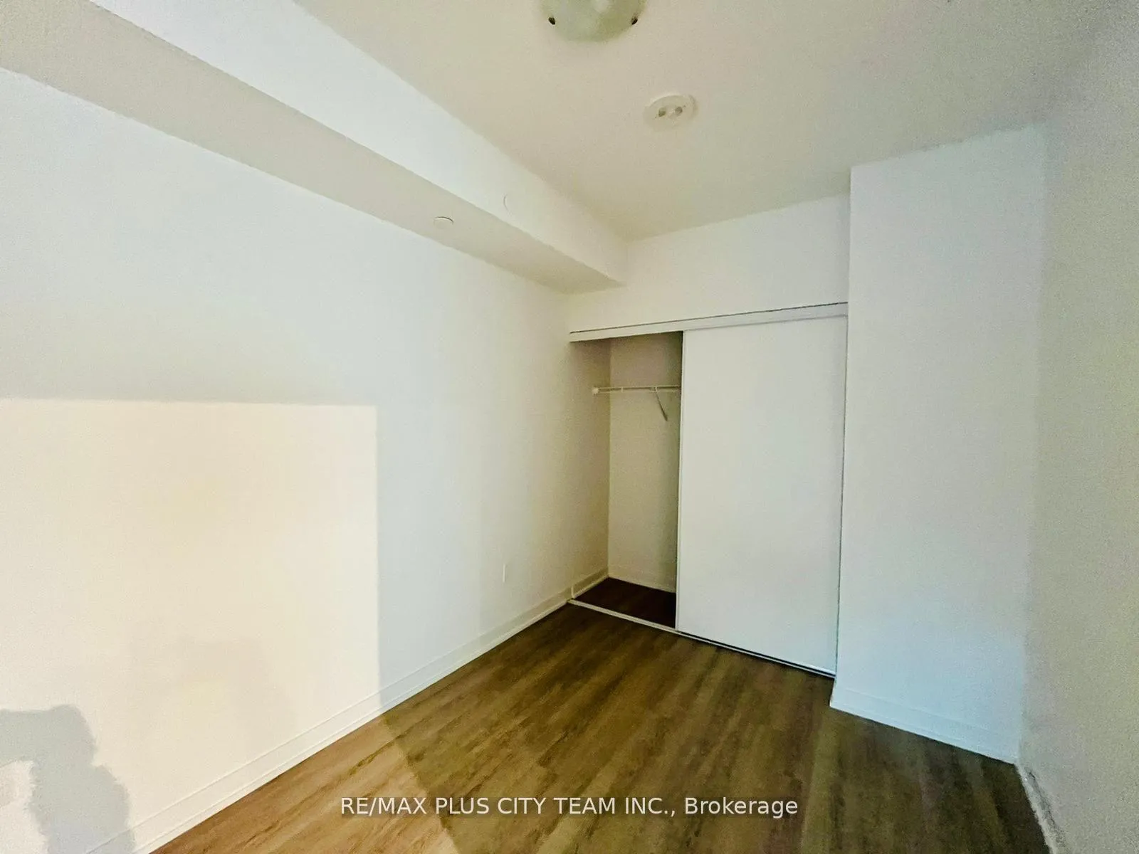 Photo 4 of Unit 201, 250 Lawrence Avenue W, Toronto, Lawrence Park North — HOMEH