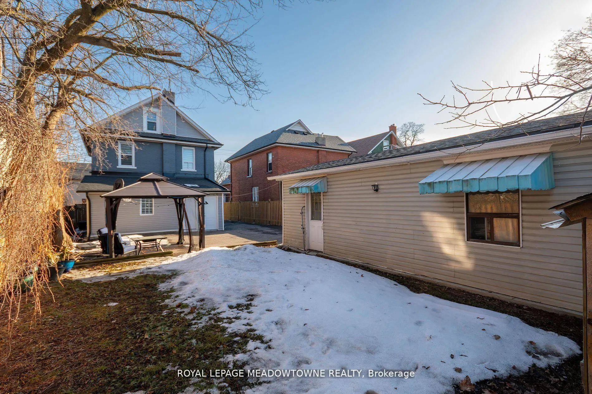 Photo 30 of 260 Athol Street E, Oshawa, Central — HOMEH