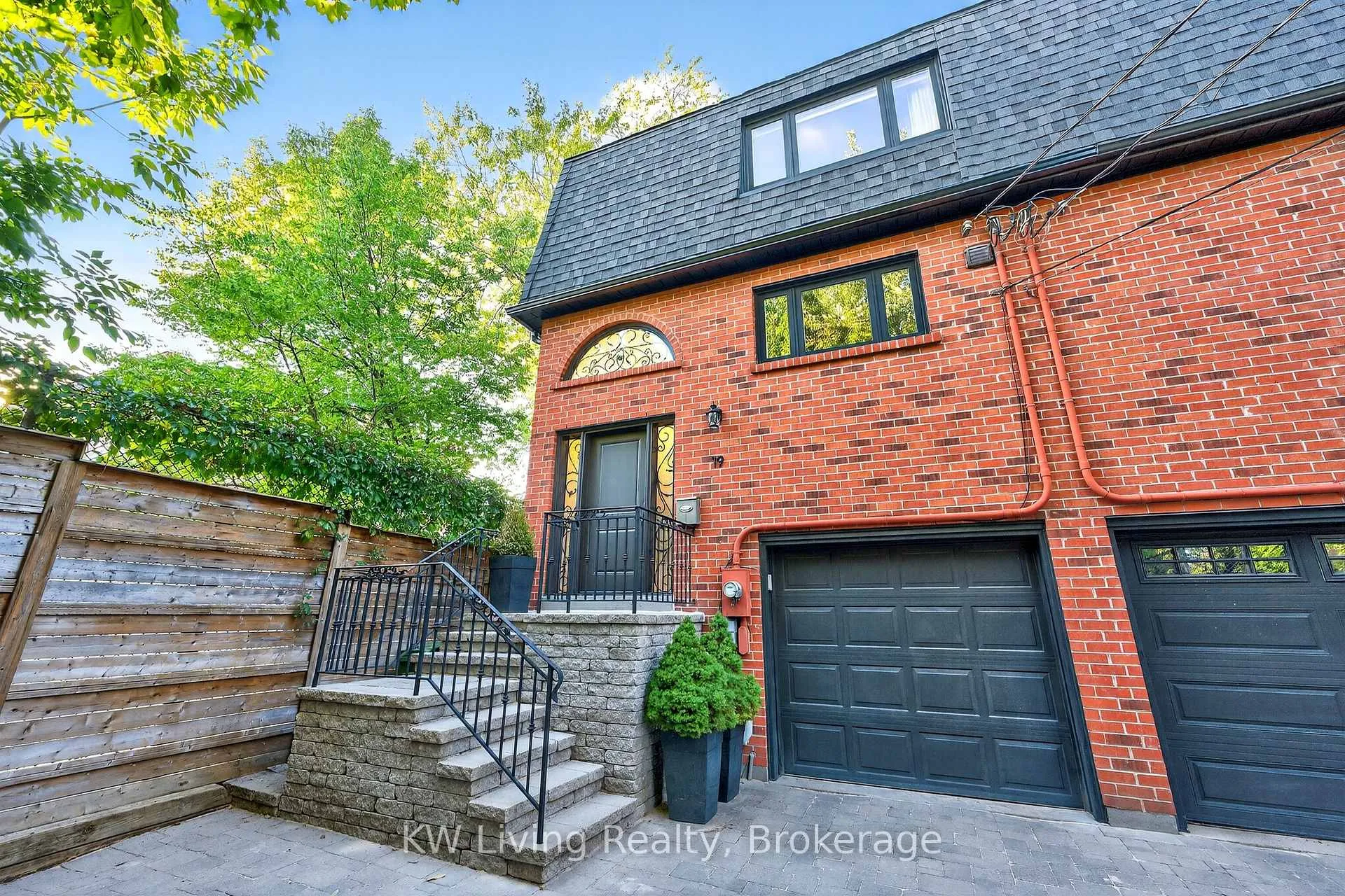 Photo 2 of 19 Deal Avenue, Toronto, Lawrence Park North — HOMEH
