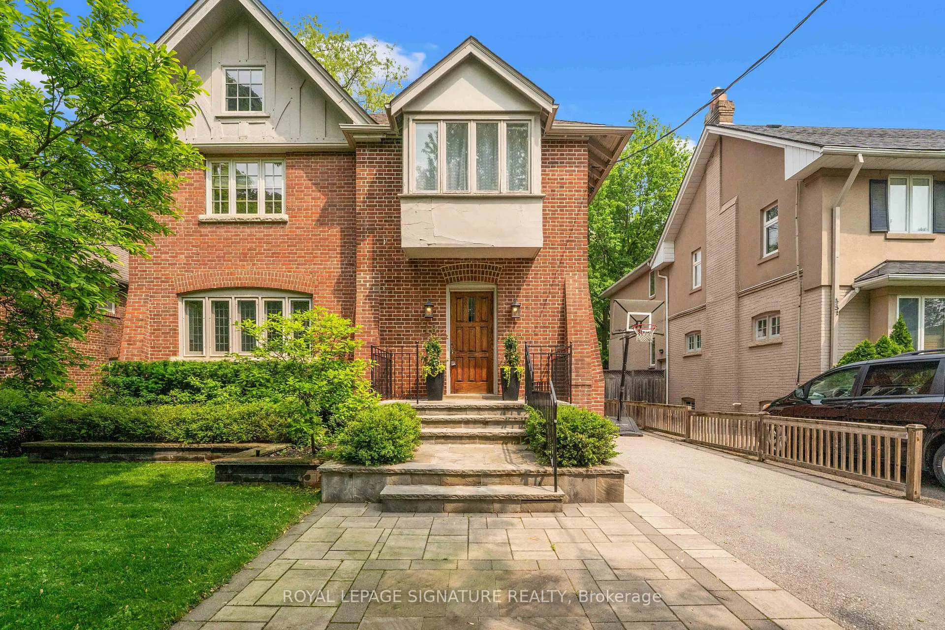 Photo 1 of 18 Weybourne Crescent, Toronto, Lawrence Park South — HOMEH