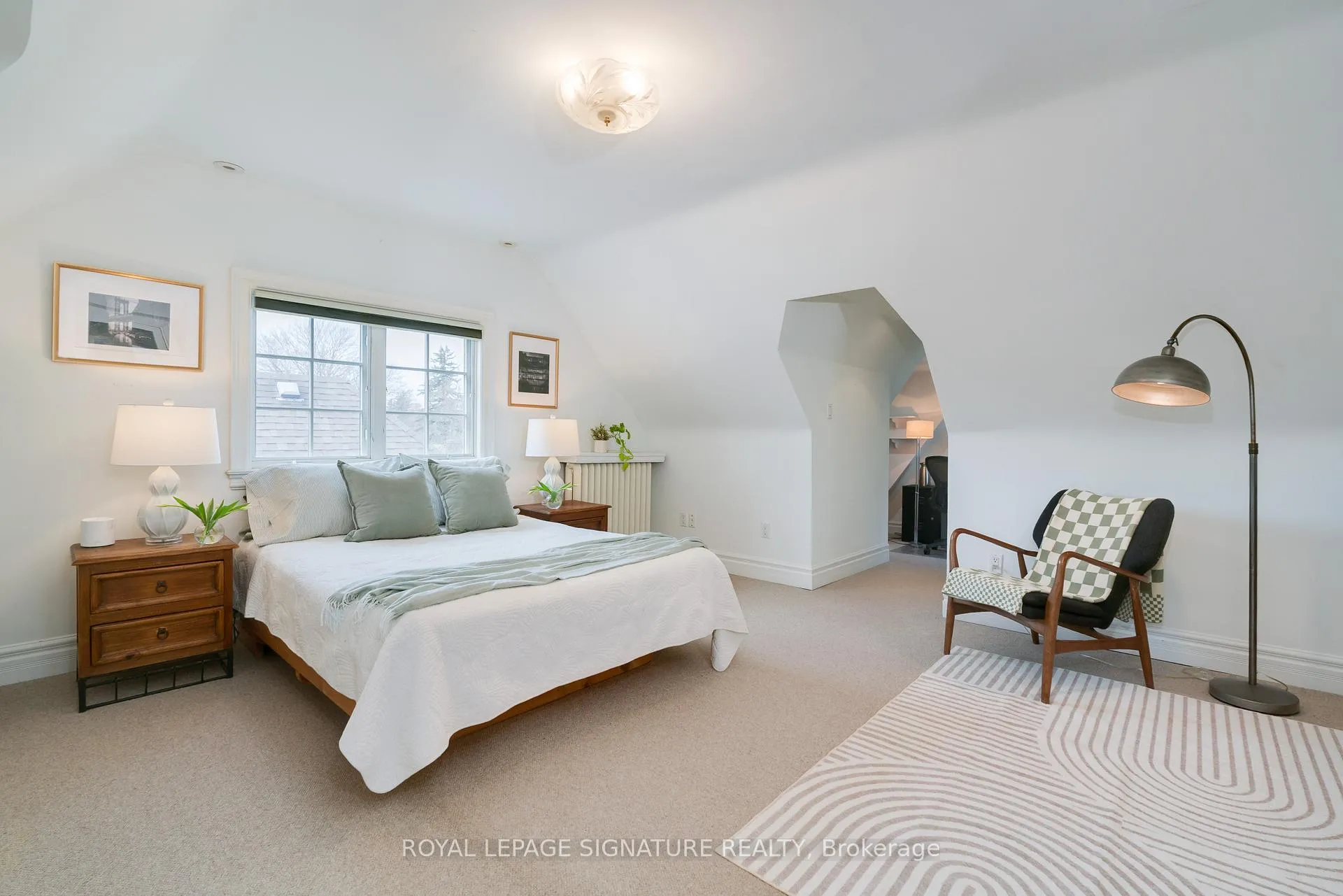 Photo 14 of 18 Weybourne Crescent, Toronto, Lawrence Park South — HOMEH