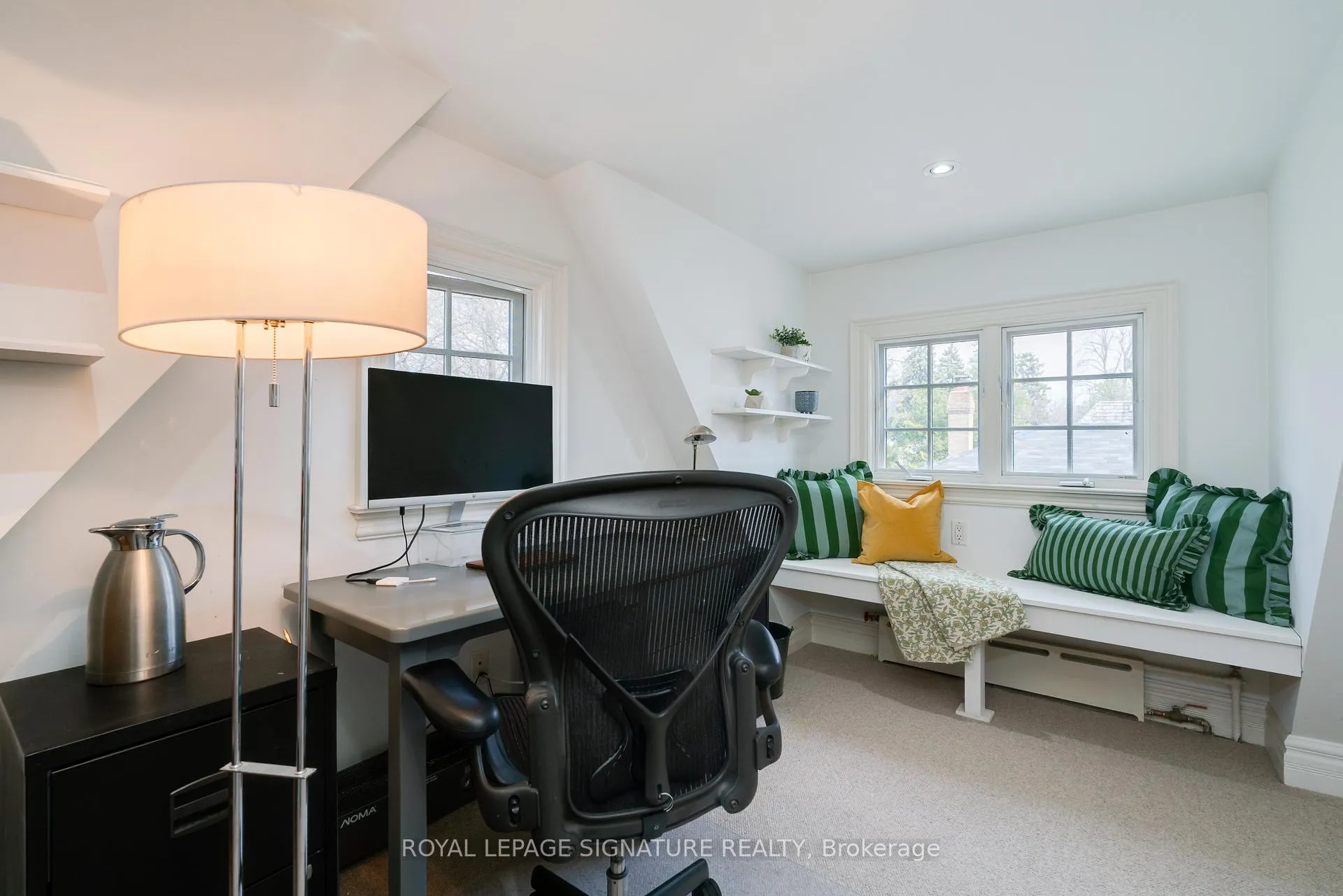 Photo 15 of 18 Weybourne Crescent, Toronto, Lawrence Park South — HOMEH