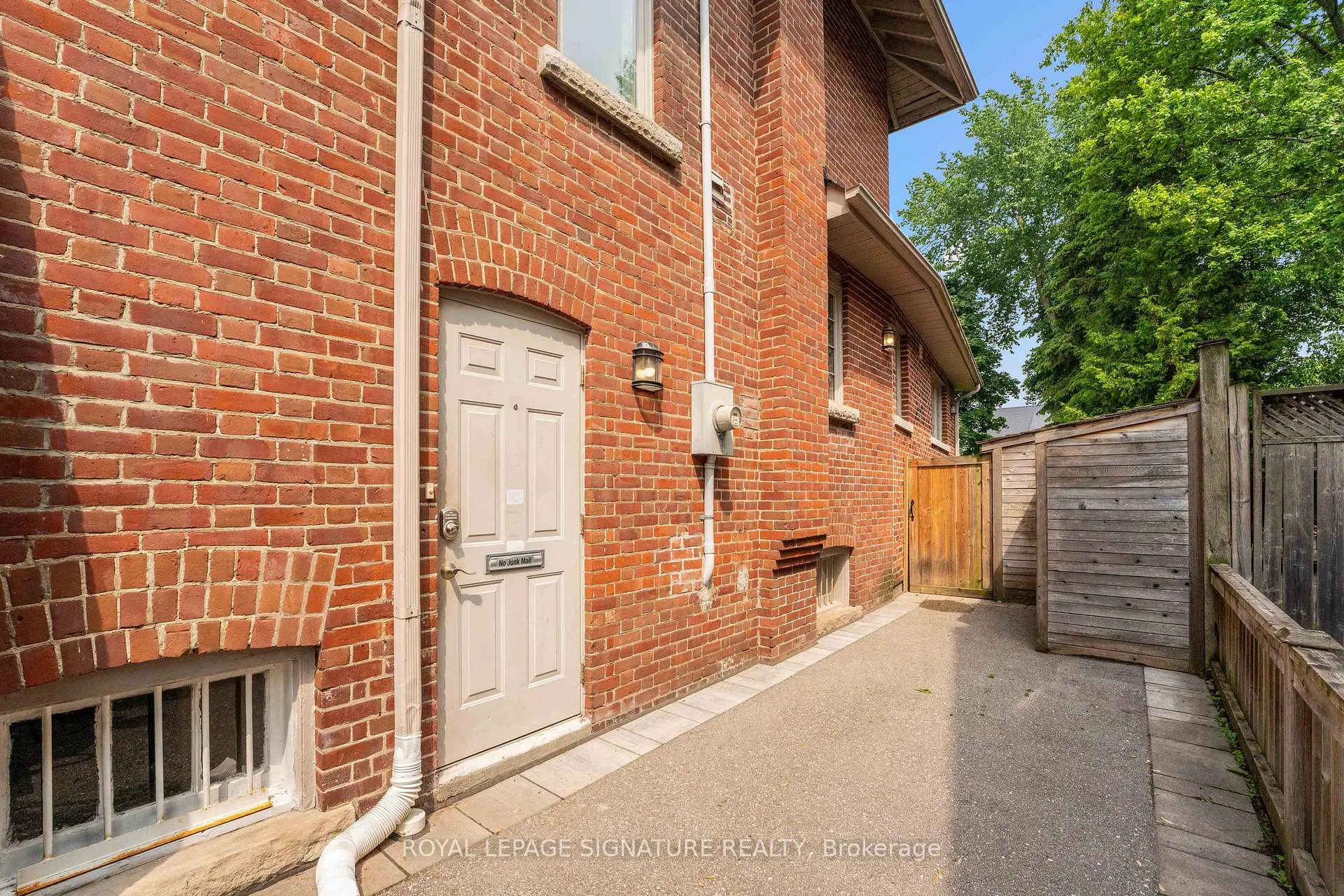 Photo 18 of 18 Weybourne Crescent, Toronto, Lawrence Park South — HOMEH