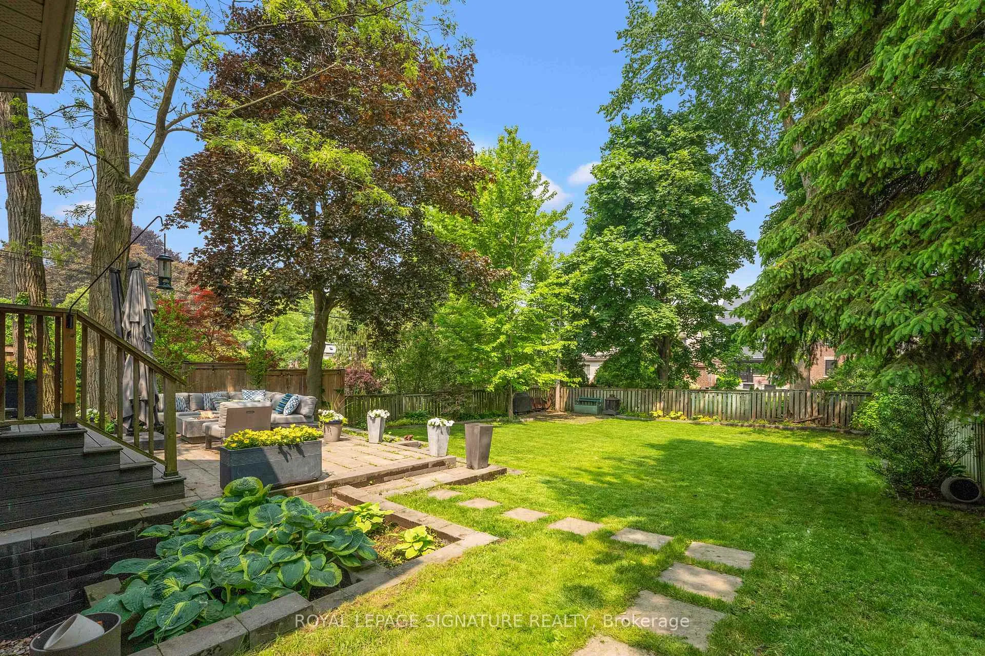 Photo 19 of 18 Weybourne Crescent, Toronto, Lawrence Park South — HOMEH