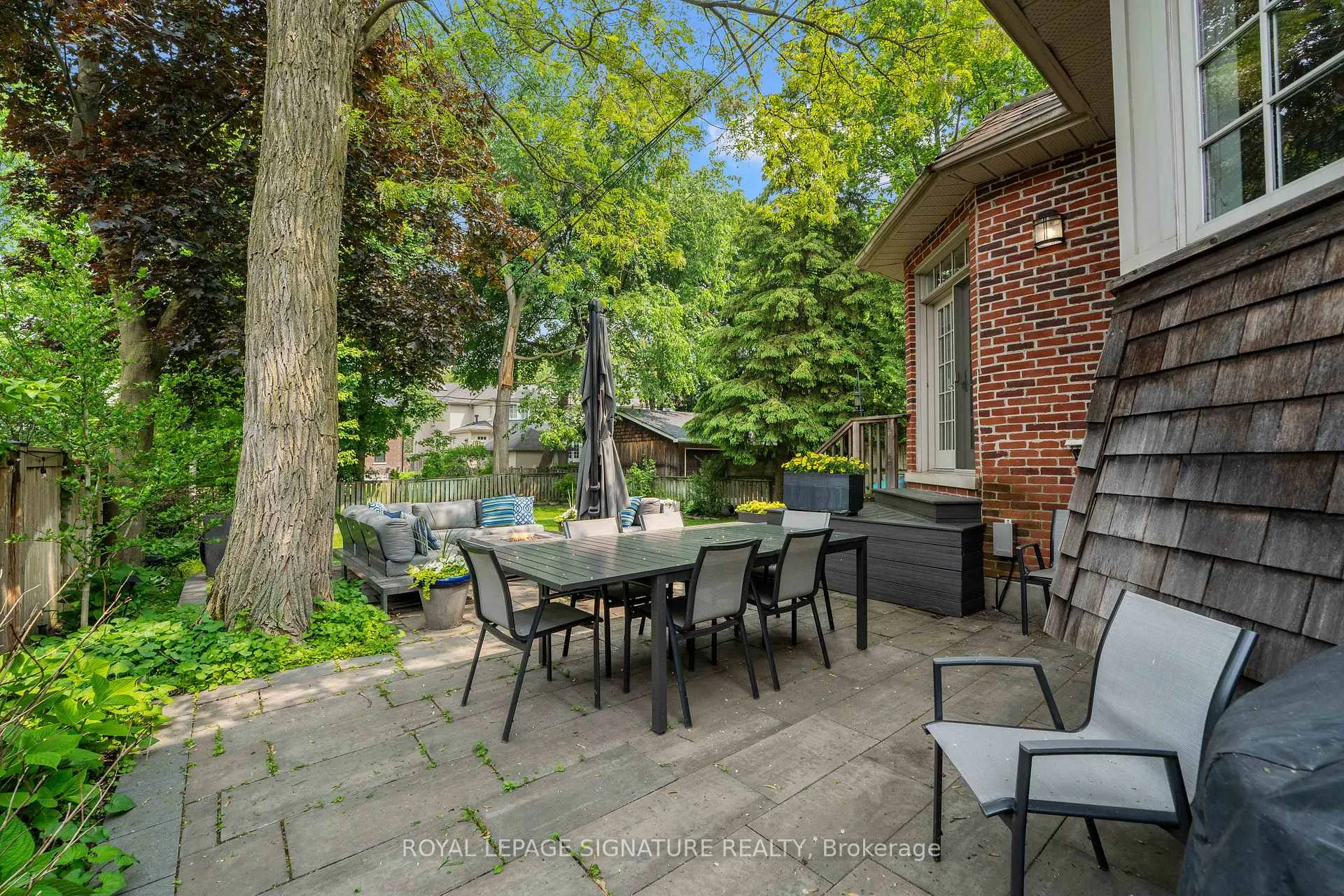 Photo 23 of 18 Weybourne Crescent, Toronto, Lawrence Park South — HOMEH