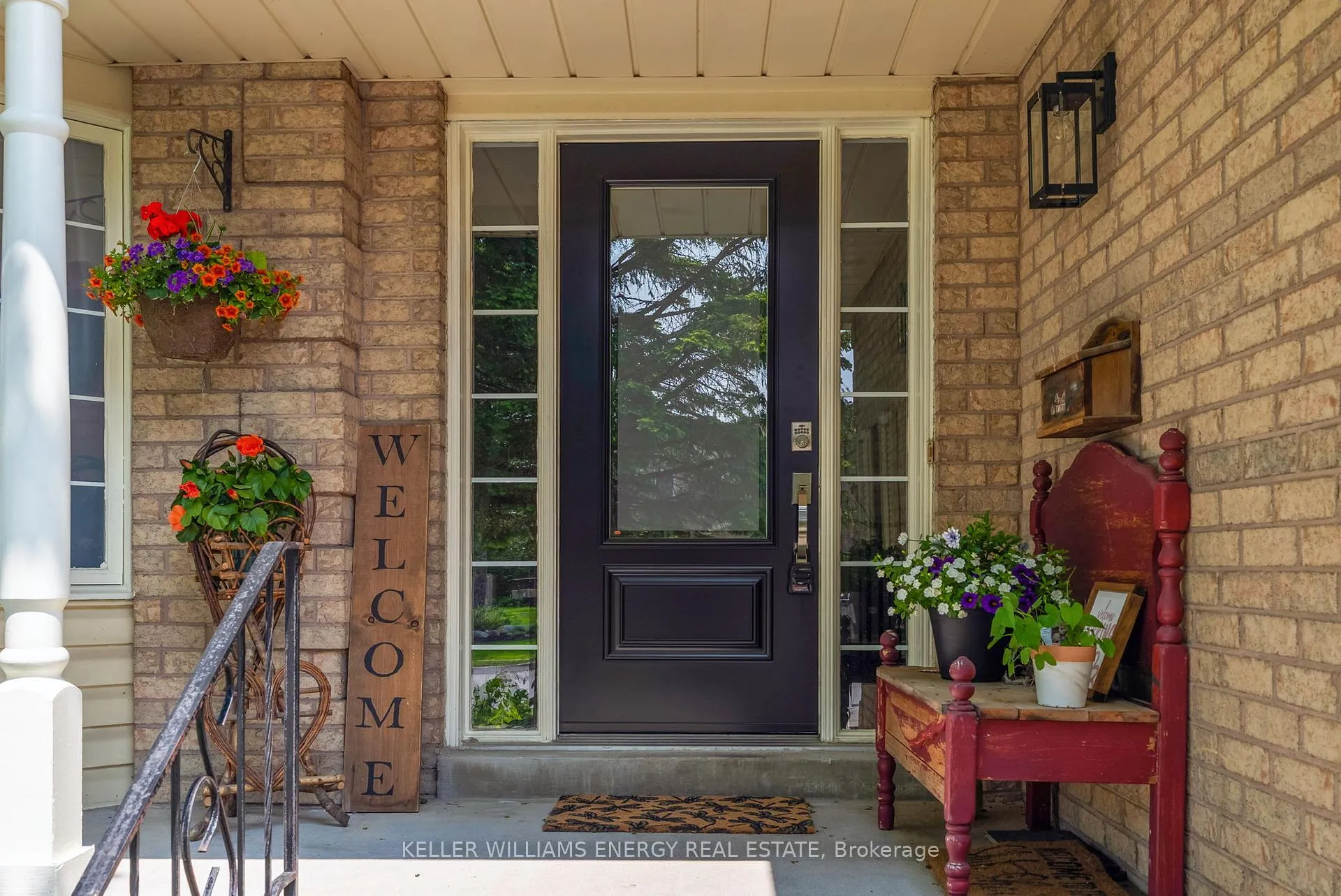 Photo 2 of 2 Resnik Drive, Clarington, Newcastle — HOMEH
