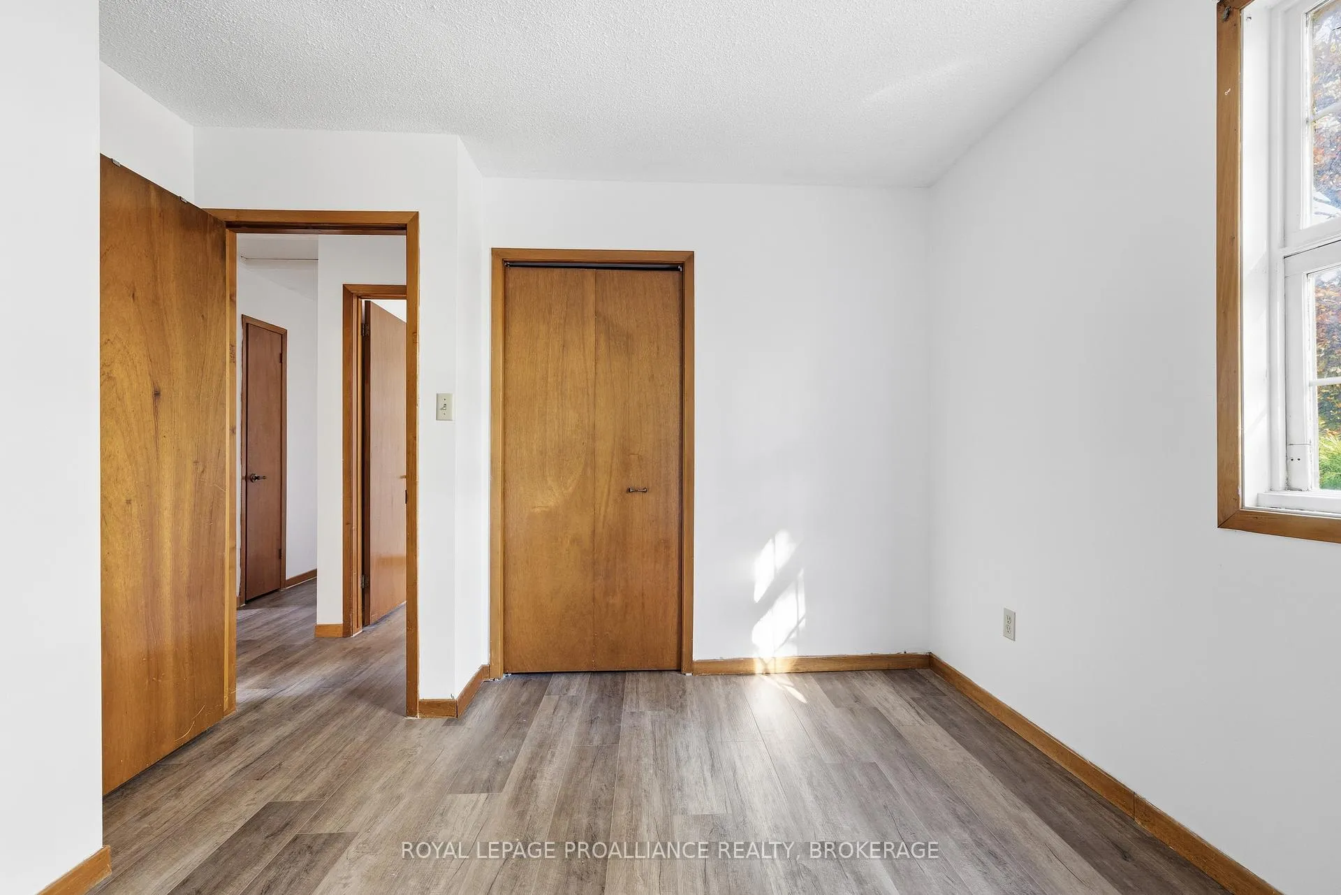Photo 15 of 41 Old Oak Road, Kingston, Central City West — HOMEH