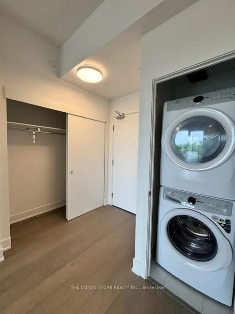 Photo 12 of Unit 708, 8 Manor Road W, Toronto, Yonge-Eglinton — HOMEH