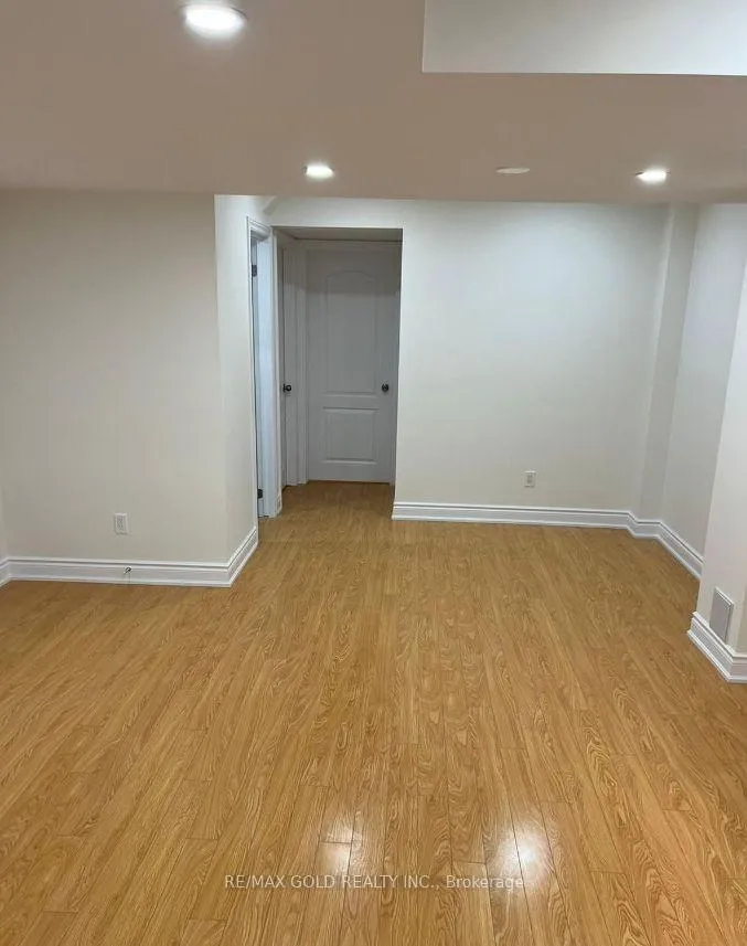 Photo 3 of Unit Bsmt, 10 Brent Stephens Way, Brampton, Northwest Brampton — HOMEH