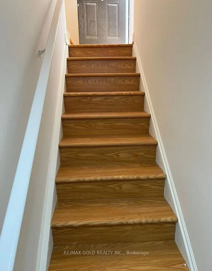 Photo 9 of Unit Bsmt, 10 Brent Stephens Way, Brampton, Northwest Brampton — HOMEH