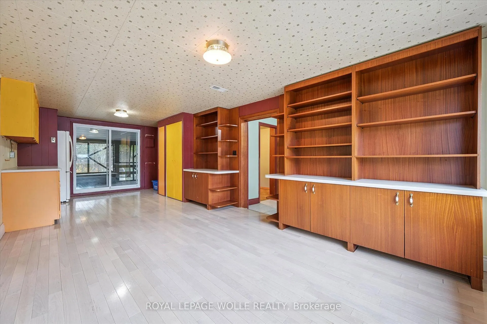 Photo 6 of 1 Marketa Crescent, Kitchener — HOMEH