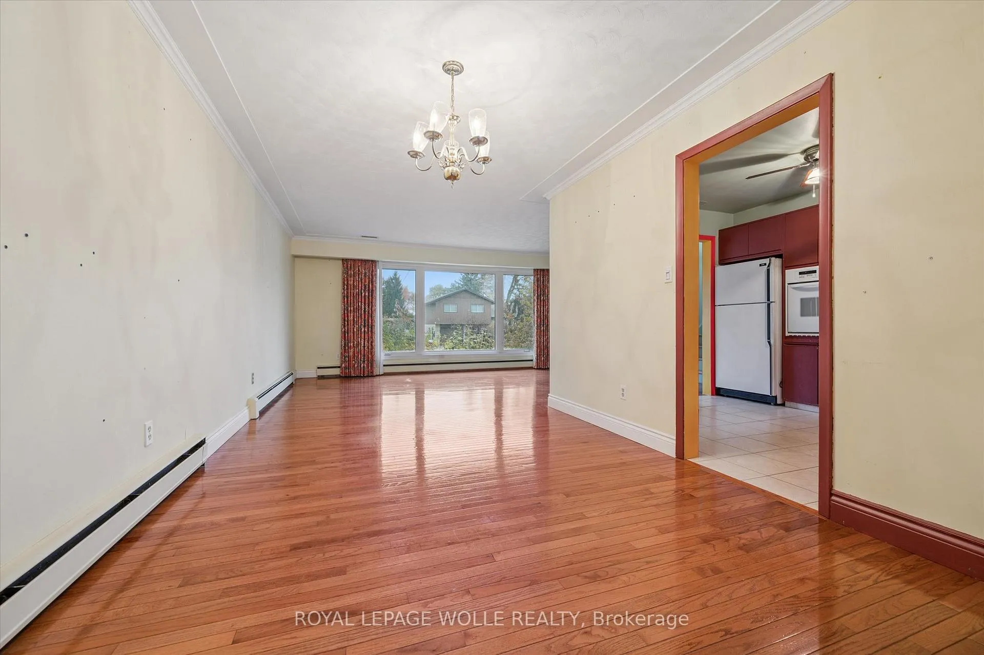 Photo 21 of 1 Marketa Crescent, Kitchener — HOMEH