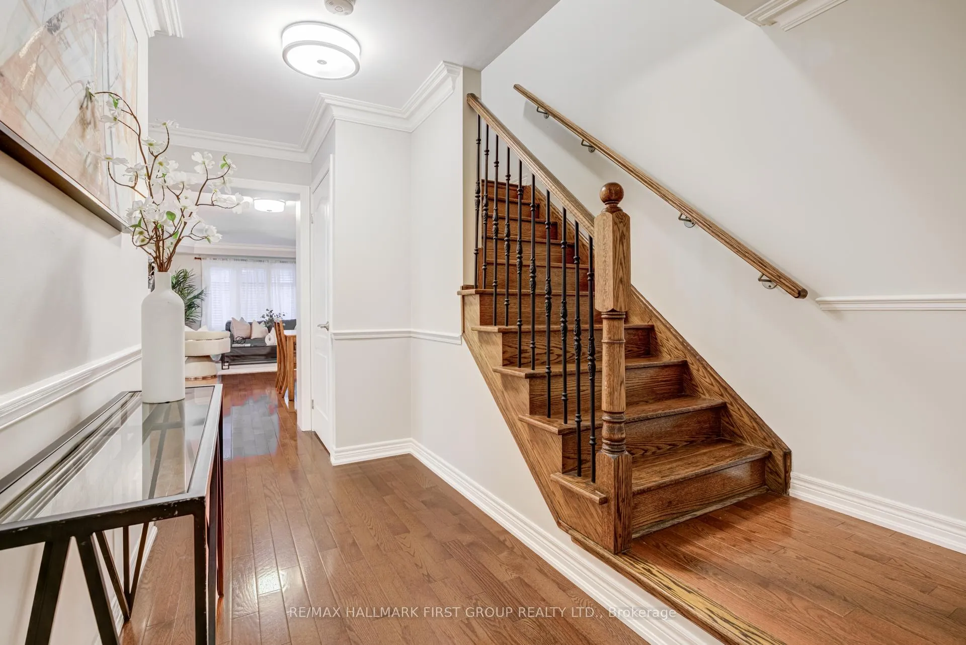 Photo 11 of 6 Lander Crescent, Clarington, Bowmanville — HOMEH