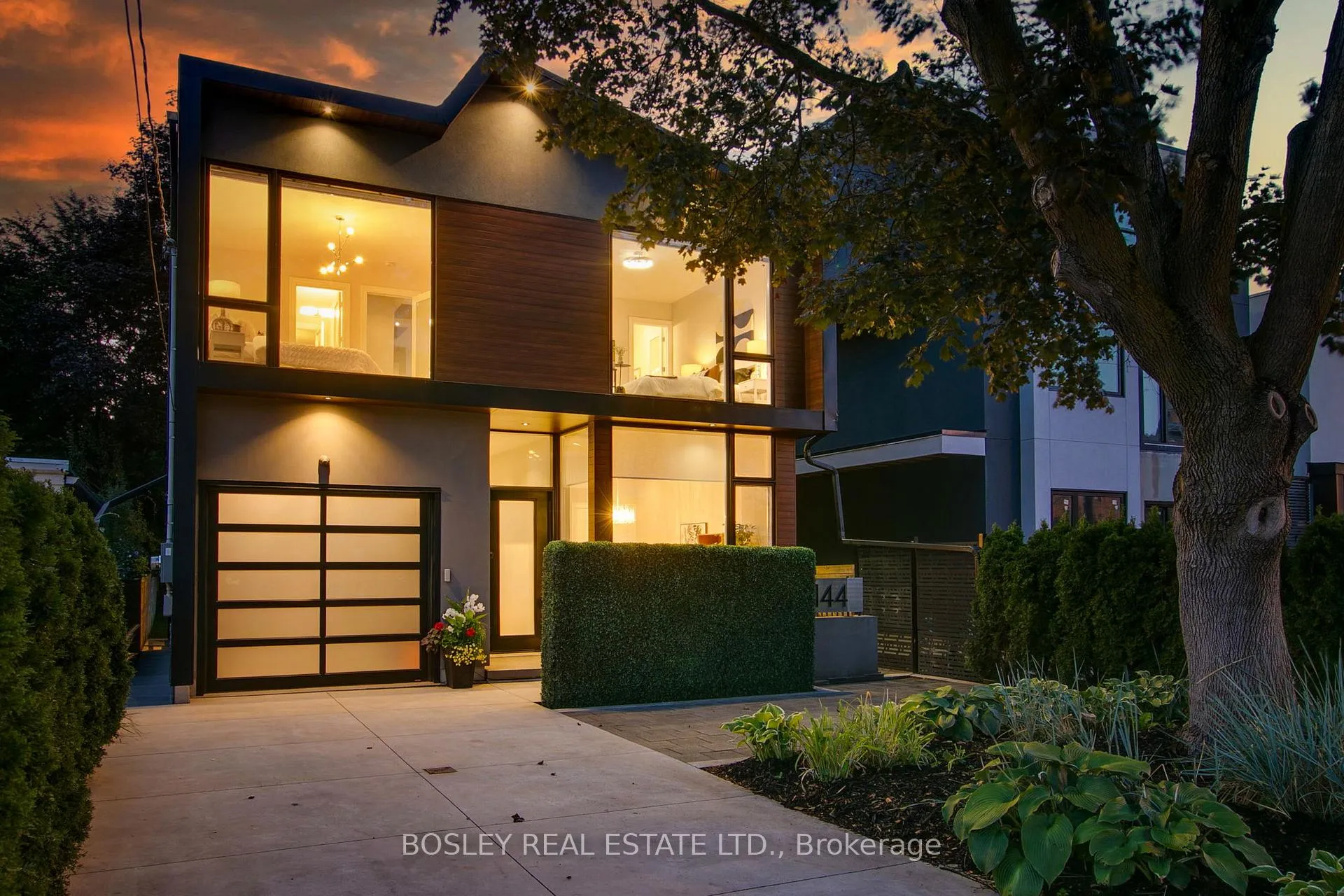 Photo 2 of 1144 Broadview Avenue, Toronto, Broadview North — HOMEH