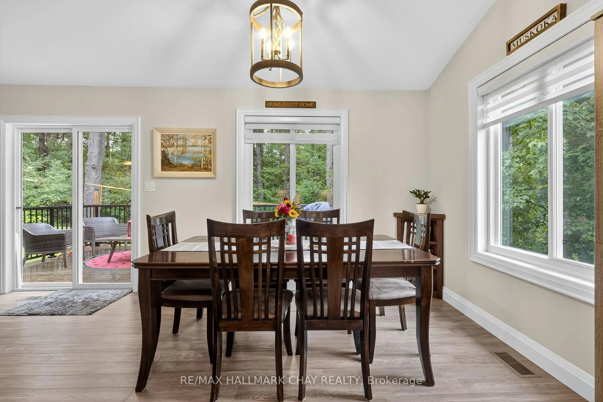Photo 16 of 202 Vel-Dor Crescent, Bracebridge, Macaulay — HOMEH