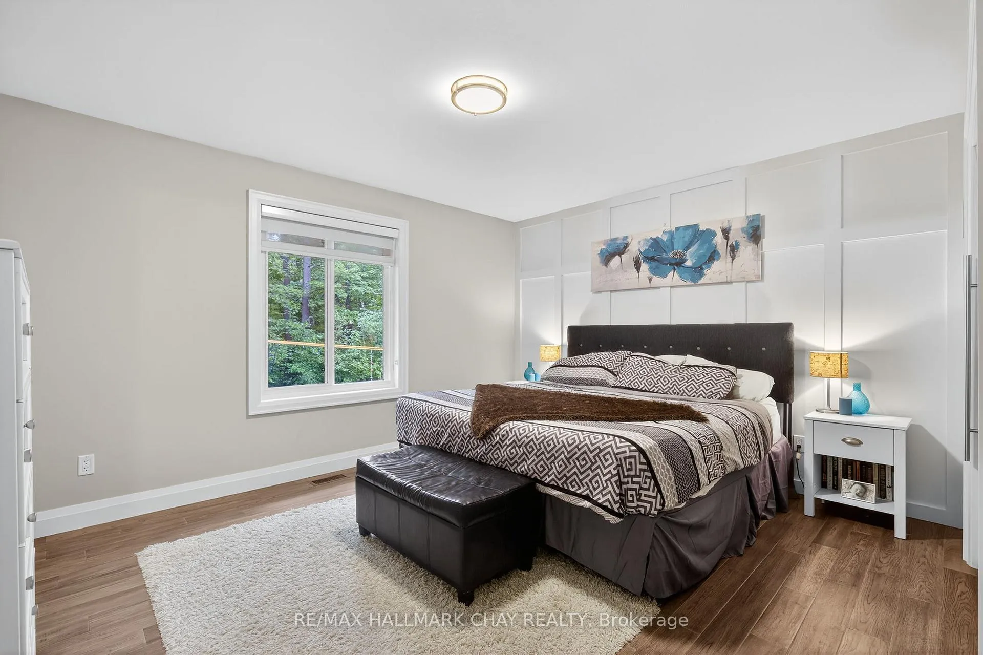 Photo 20 of 202 Vel-Dor Crescent, Bracebridge, Macaulay — HOMEH