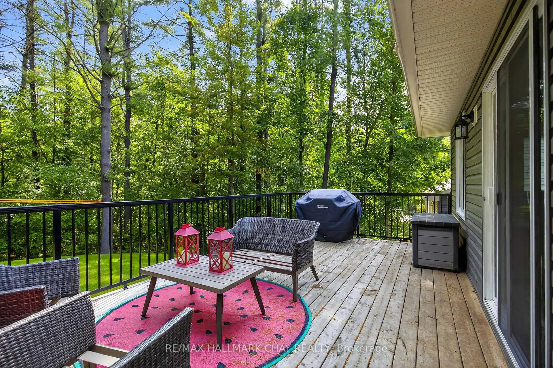 Photo 38 of 202 Vel-Dor Crescent, Bracebridge, Macaulay — HOMEH