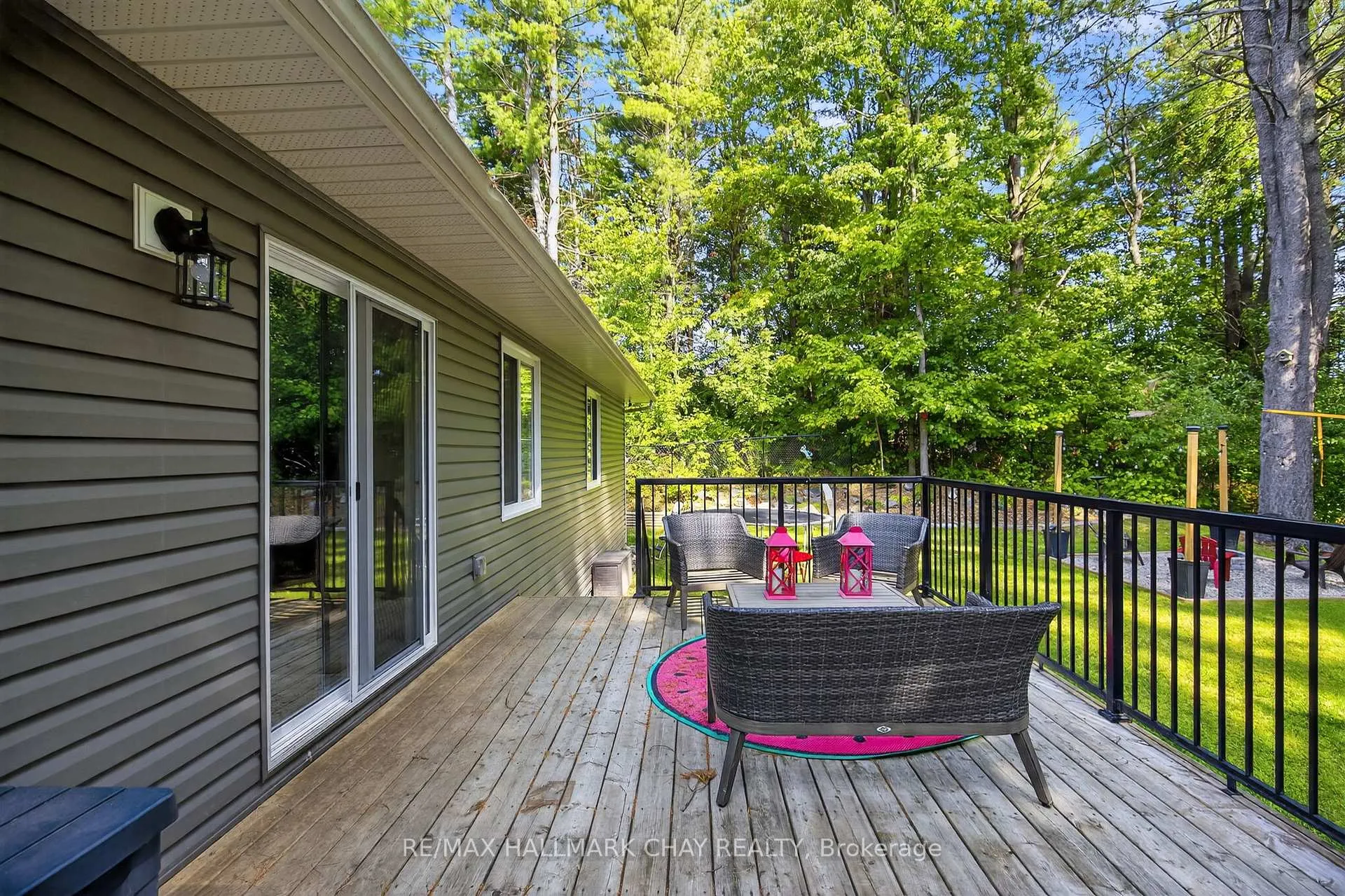 Photo 39 of 202 Vel-Dor Crescent, Bracebridge, Macaulay — HOMEH