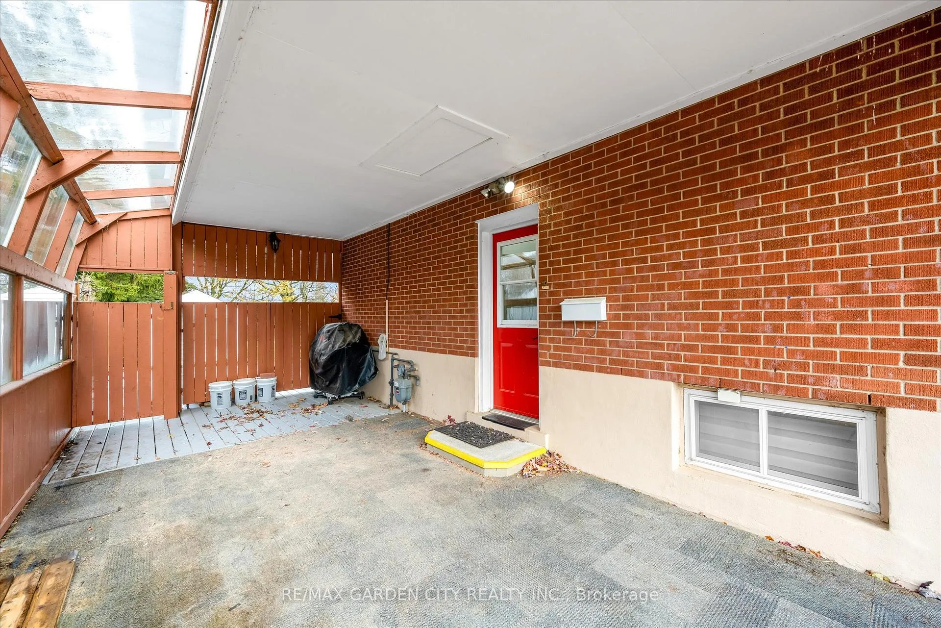 Photo 345 of 17 Marilyn Street, Grimsby, Grimsby East — HOMEH