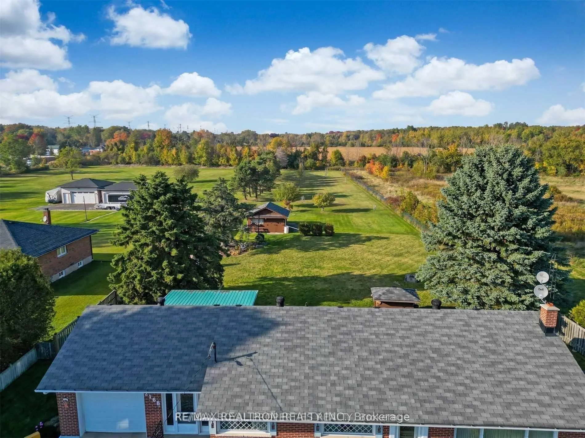 Photo 2 of 2168 Highway 2, Clarington, Bowmanville — HOMEH