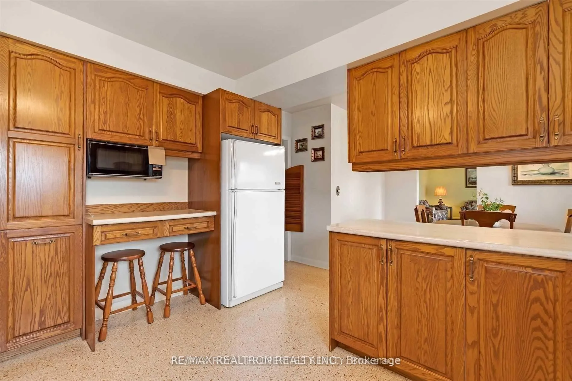 Photo 10 of 2168 Highway 2, Clarington, Bowmanville — HOMEH