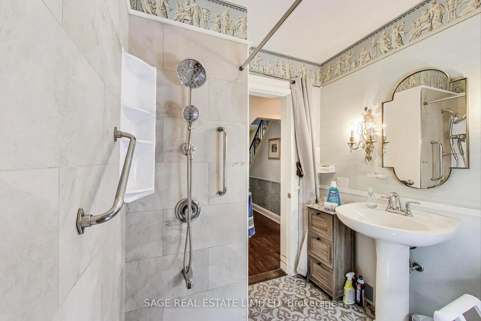 Photo 21 of 33 Kirkland Boulevard, Toronto, Englemount-Lawrence — HOMEH