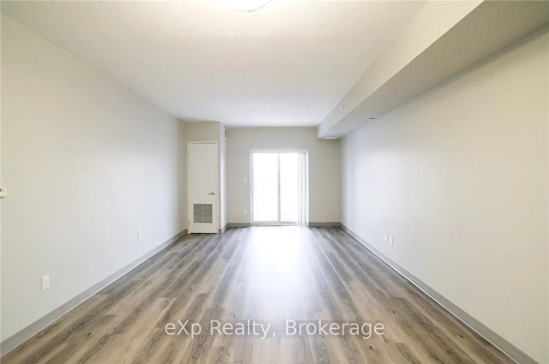 Photo 5 of Unit 208, 239 Auburn Drive, Waterloo — HOMEH