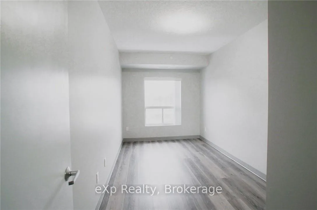 Photo 6 of Unit 208, 239 Auburn Drive, Waterloo — HOMEH
