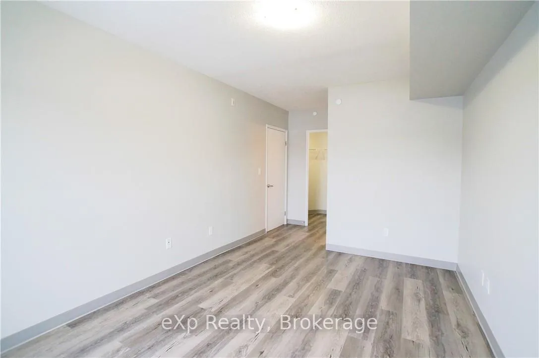 Photo 7 of Unit 208, 239 Auburn Drive, Waterloo — HOMEH