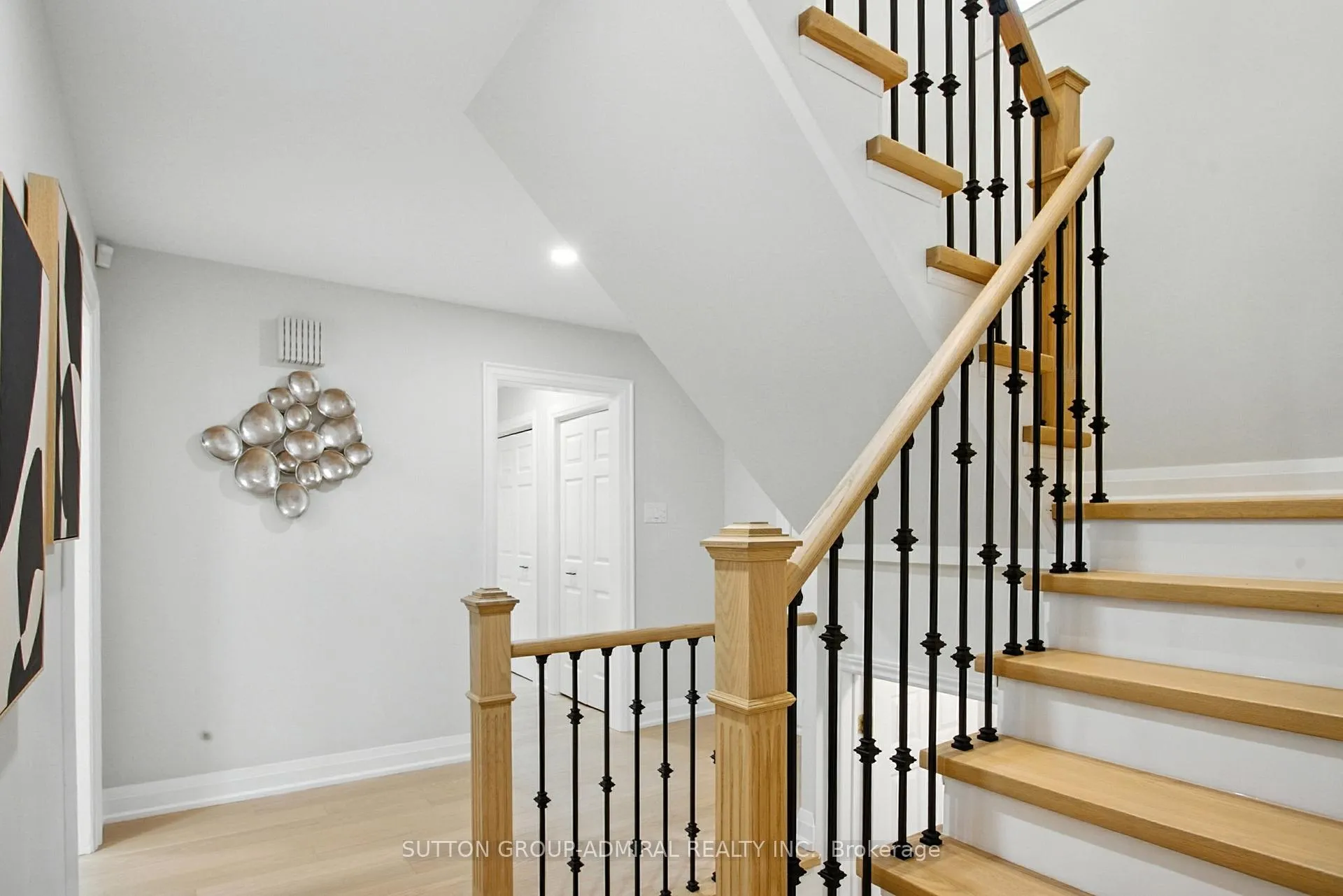 Photo 7 of 14 Willowbrook Road, Markham, Aileen-Willowbrook — HOMEH
